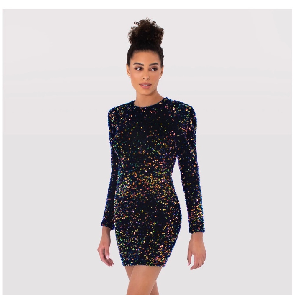Helsi. Never worn. Milena dress. Size S